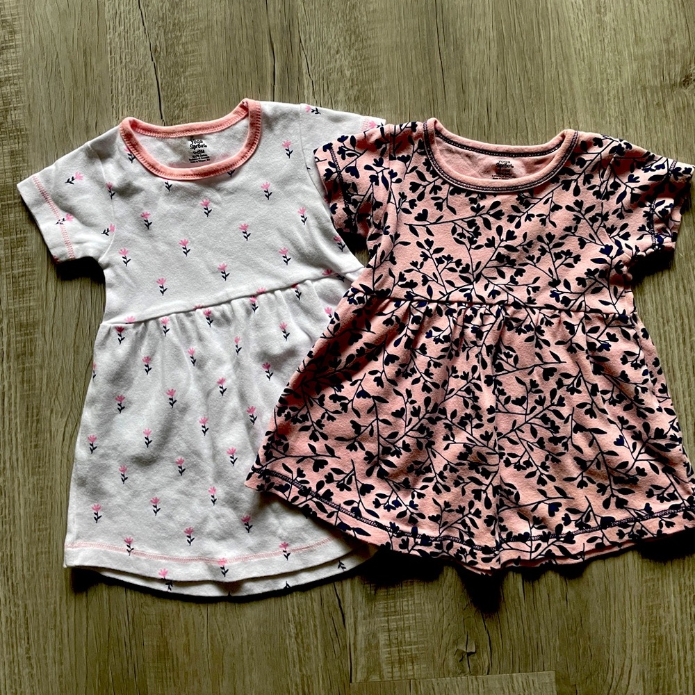 Yoga Sprout set of two size 9-12 months dresses pre-loved but good condition